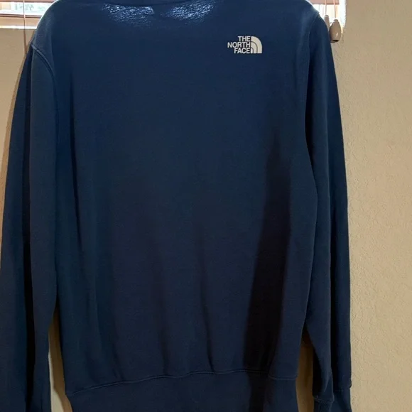 The North Face Men's Navy Crewneck with Desert Graphic - Picture 7 of 9